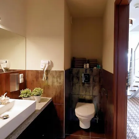 公寓 402 W Pieciogwiazdkowym Royal Tulip 200m Plaza Dobruk 科沃布热格